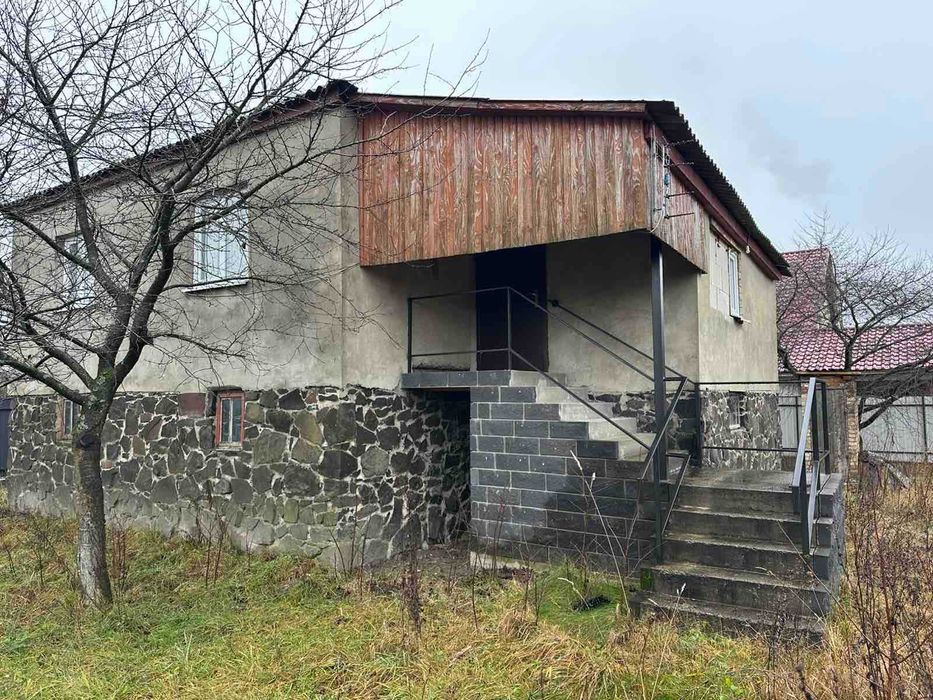 Продається шлакоблочний будинок в с.Рафалівка