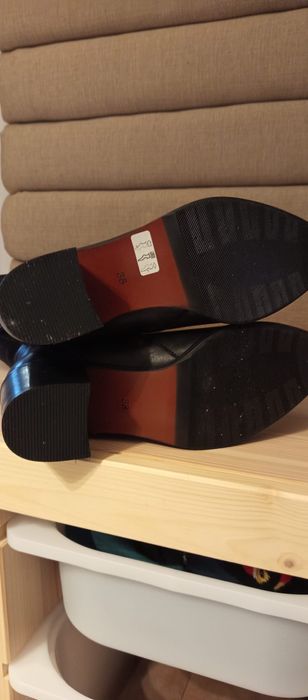 Skórzane kozaki rozmiar 38