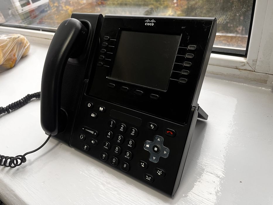 IP телефон Cisco CP-8961