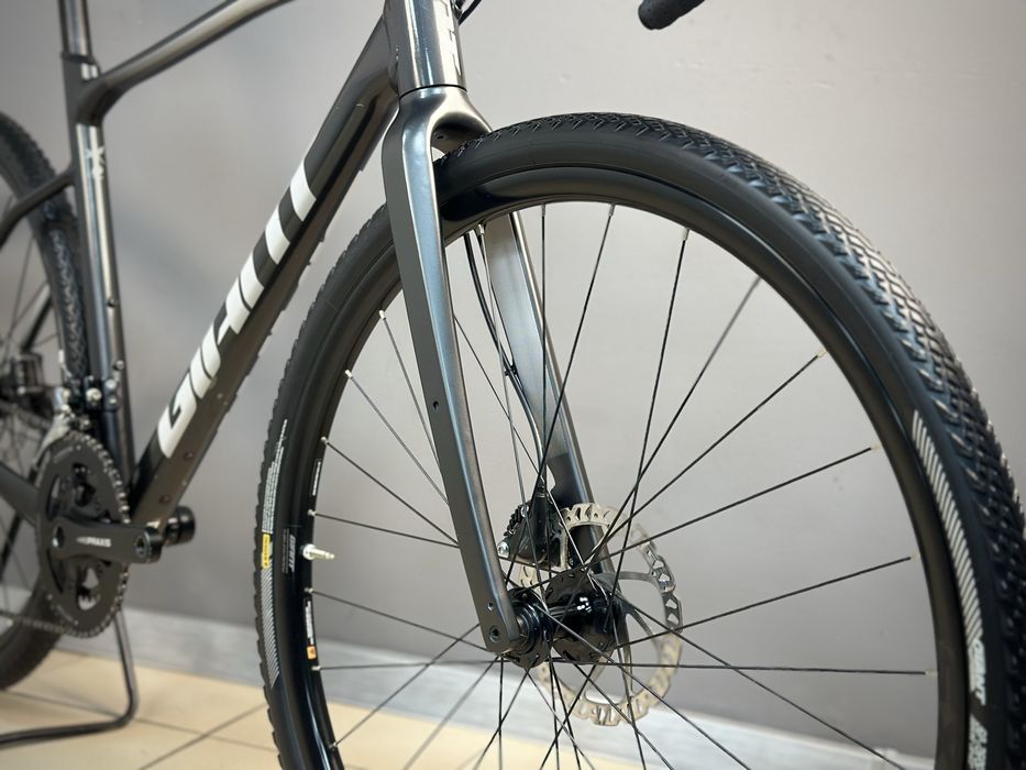 Гравел Giant Revolt M GRX