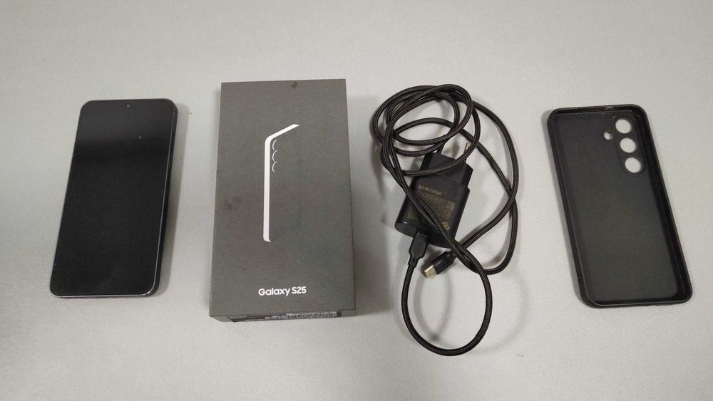 Telefon Samsung Galaxy S25 12/128GB | 100% Baterii | Bez Simlocka | Komplet | Faktura
