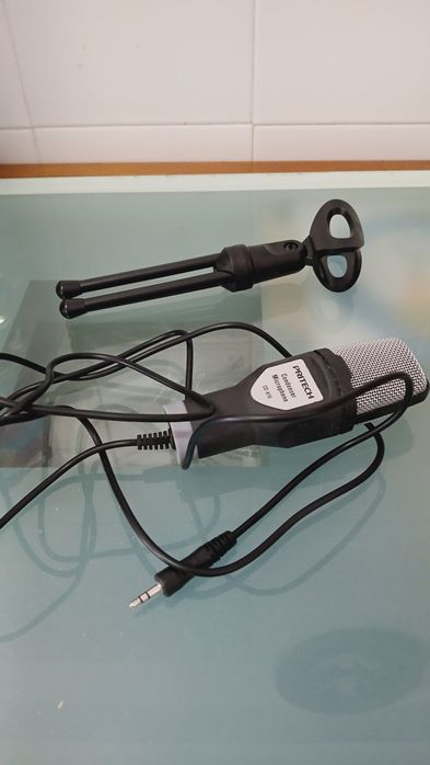 Novo Microfone Multimédia com suport