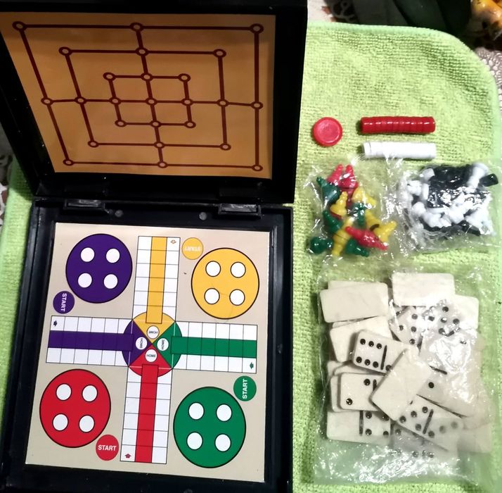 Шашки, шахматы, домино (настольные игры)