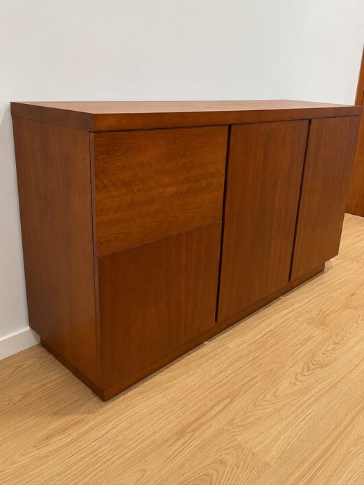 Conjunto de Sala em Cerejeira Maciça – Feito por Medida em Paços de Ferreira