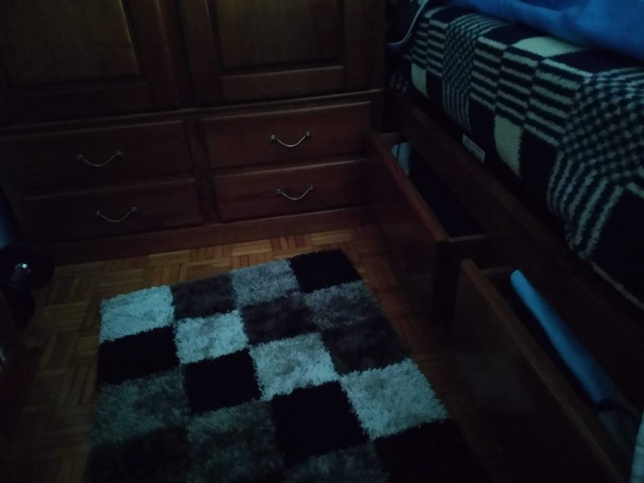 Quarto  , estúdio
