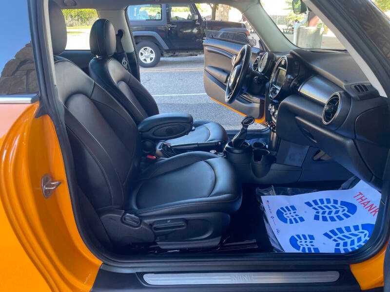 2017 MINI Cooper Hardtop 2 Door