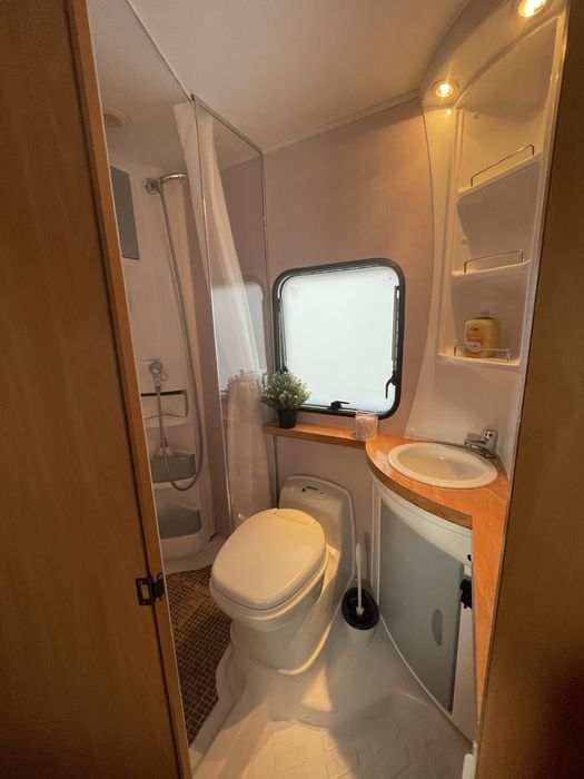 Autocaravana Challenger com beliches
