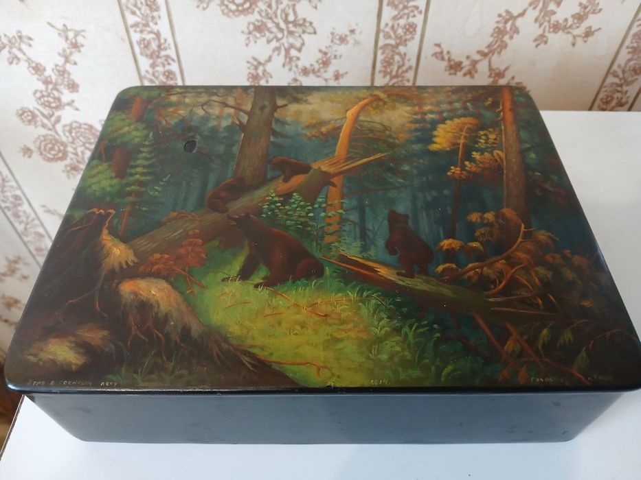 Шкатулка     антикварная