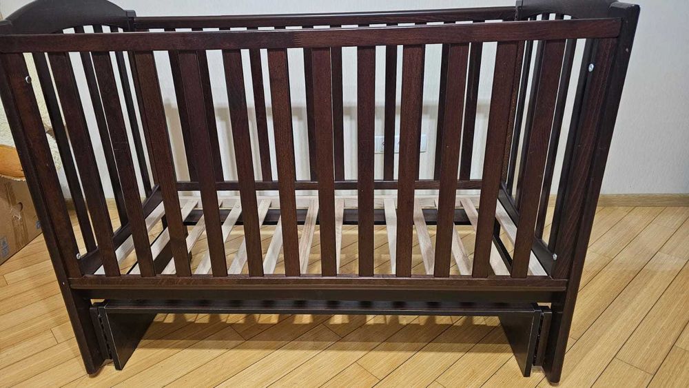 Дитяче ліжечко Veres