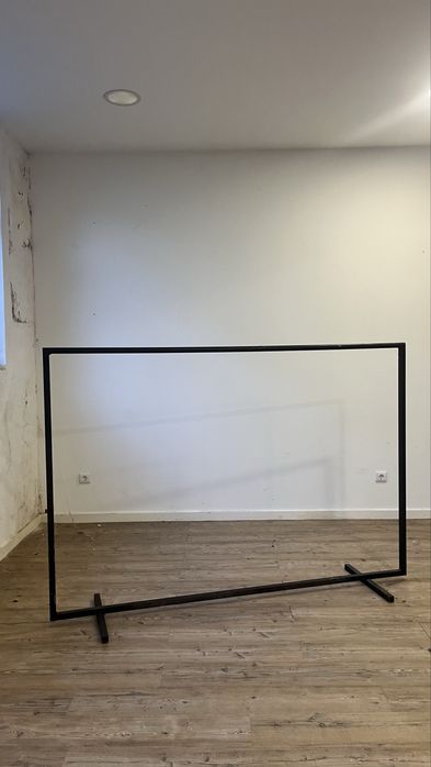 Charriot de ferro para roupa