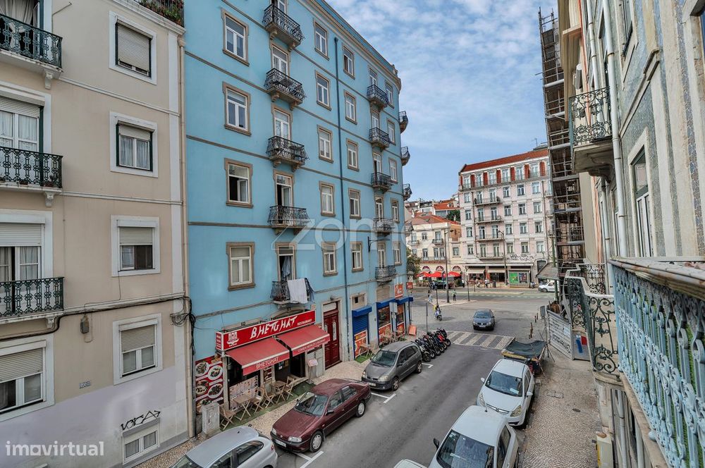 Apartamento T4 Intendente
