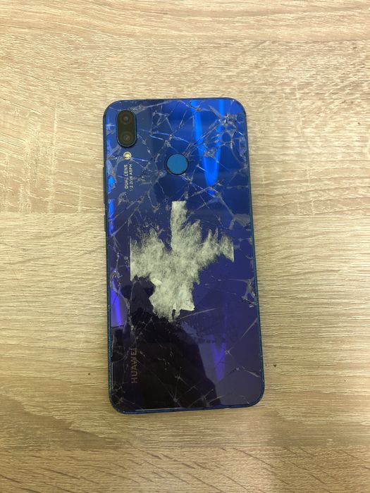 Huawei P Smart +  4/64 робочий