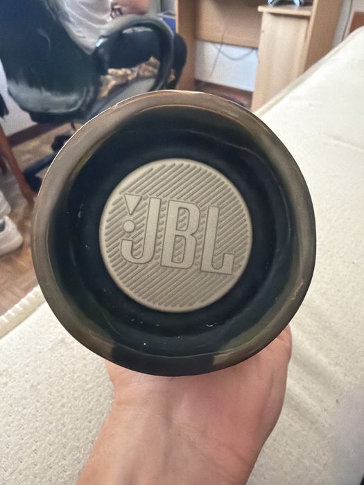 Coluna  JBL nova