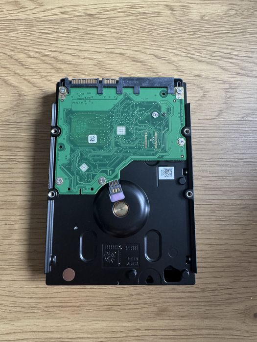 Dysk hdd Seagate Barracuda 1TB + kabel sata