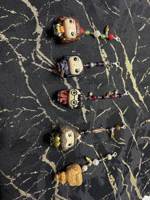 Breloczki z figurkami kinder joy