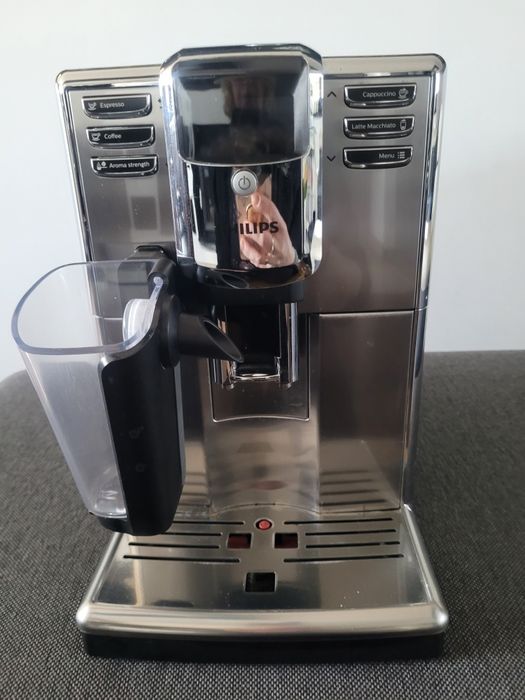 Expres do kawy philips EP5335