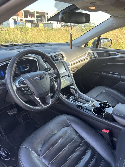 Ford Fusion 2.0 Hybrid