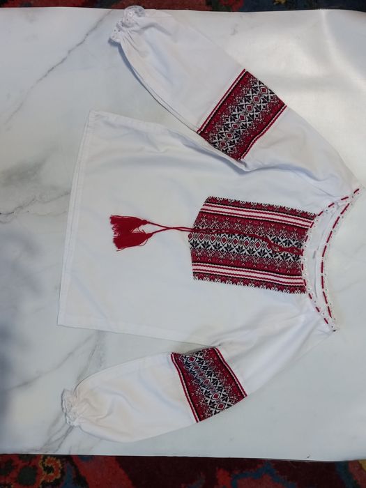 Продам вишиванку