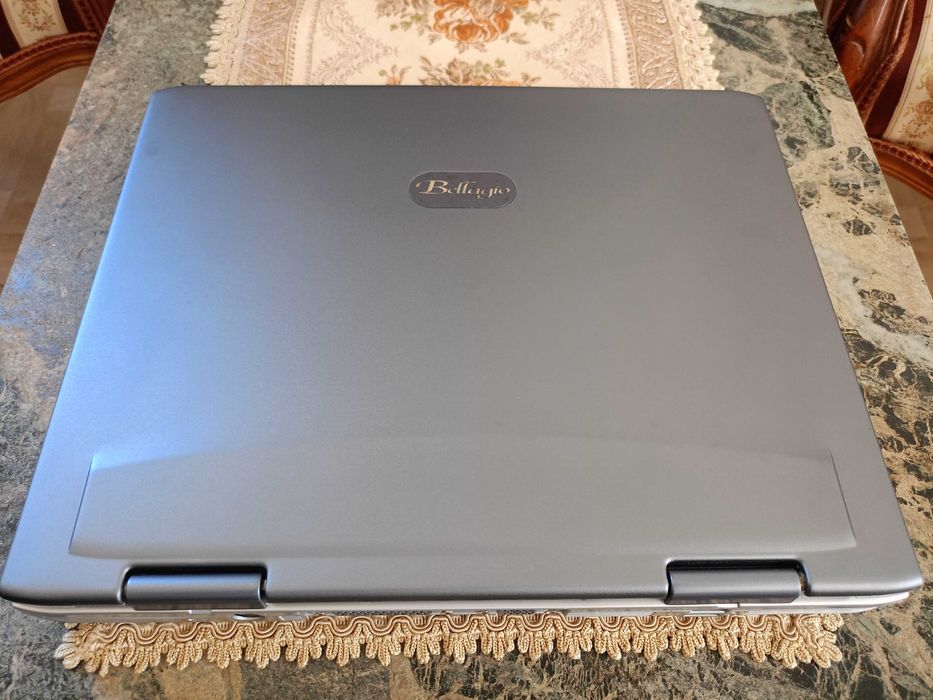 3 Laptopy MSI, HP, Bellagio