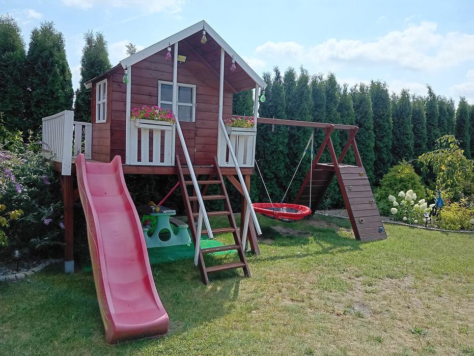 Sprzedam domek dla dzieci z trapem