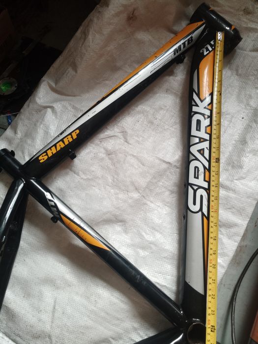 Рама велосипеда под 27.5" колеса