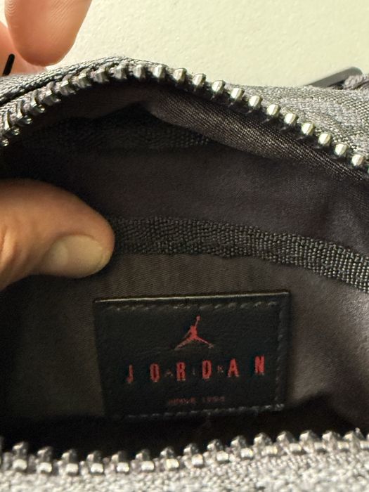 Сумка Air Jordan Icon Camera Bag Black MA9023-G0T