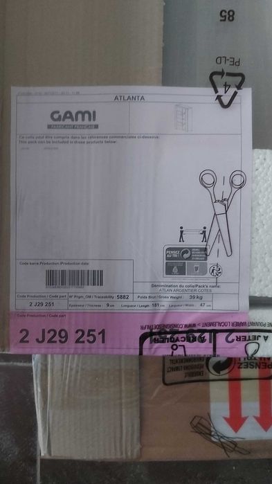 Móvel Conforama – 2 Vitrinas Atlanta Chene Fusa, Novas e em Caixa