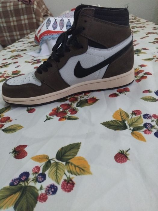 Nike air jordan travis scott (rep)
