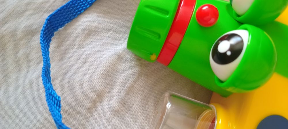 Бінокль-  Chicco, новий