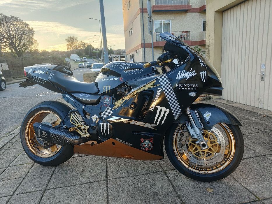 Kawasaki ZX12R Ninja