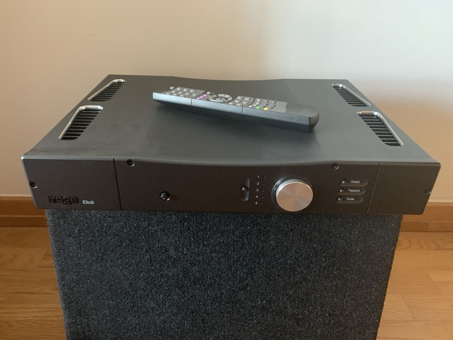 Amplificador Rega Elicit
