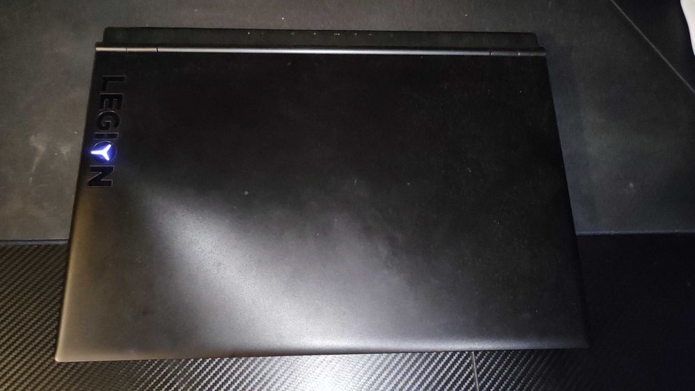 Lenovo Legion 17"