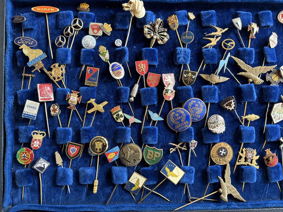 Alfinetes pins varios