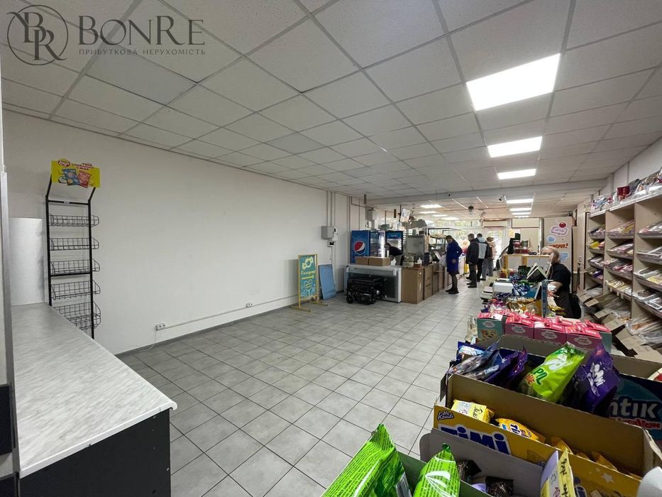 Оренда, Фасадний вхід, Торгового Приміщення, Ромни 35м2