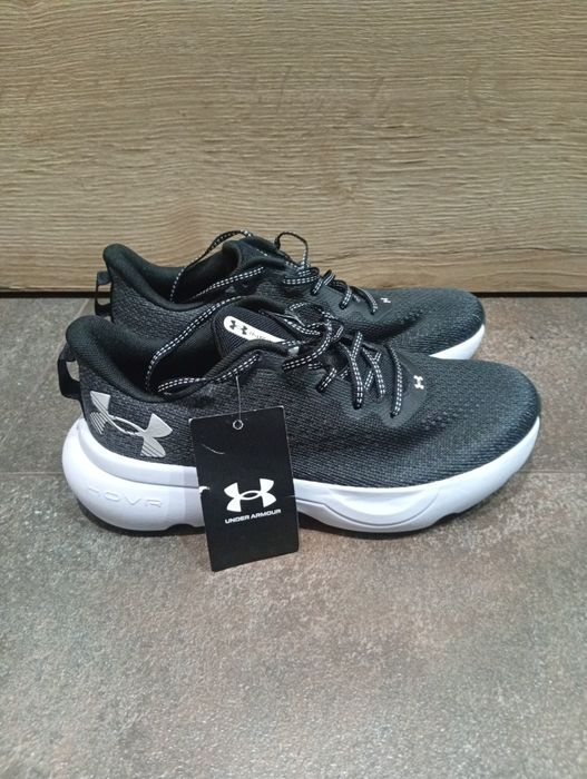 Damskie buty sportowe do biegania Under Armour UA W Infinite rozmiar 40,5 czarne