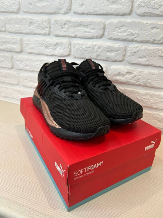 Жіночі кросівки від puma