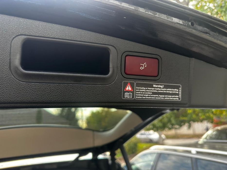 Автівка Мерседес мл 350