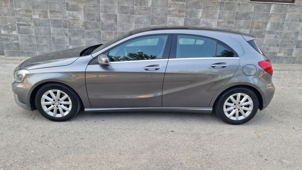 Mercedes-Benz A 180 — fotografia 8