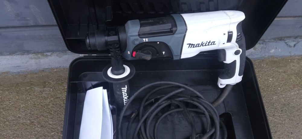 MAKITA HR2470 Młotowiertarka SDS 780w 230v 2,4j Udaru
