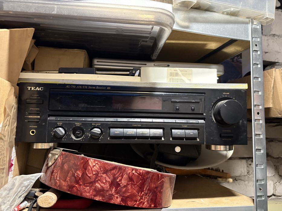 Amplituner TEAC AG-750