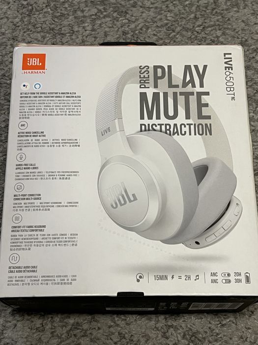 Słuchawki JBL LIVE650BTnc by Harman White