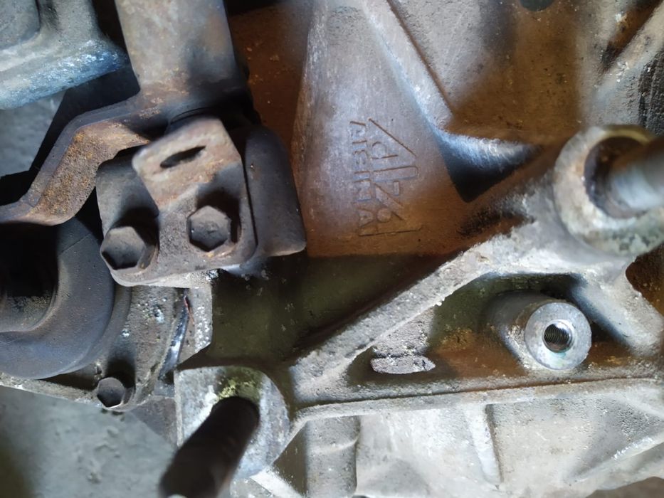 МКПП 6-ступка 4WD Mitsubishi Outlander XL 2.0 DI-D/ Peugeot 4007/