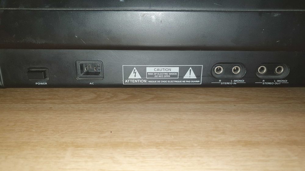 Keyboard Roland E-86  +  pokrowiec