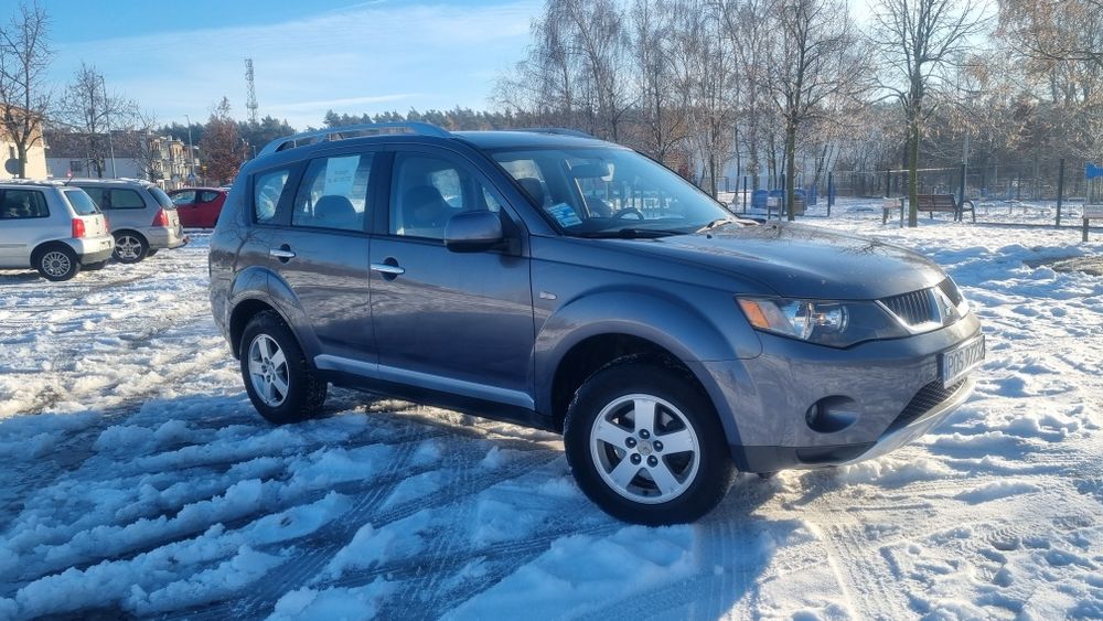 Mitsubishi outlander 2