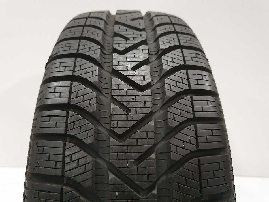 1x Opona zimowa 185/55/15 PIRELLI Snowcontrol Winter 190 - NOWA Demo