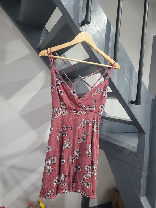 Sukienka letnia różowa w kwiaty Jay jays S