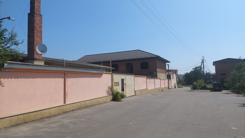 Продам виробничі потужності. с.Вендичани.