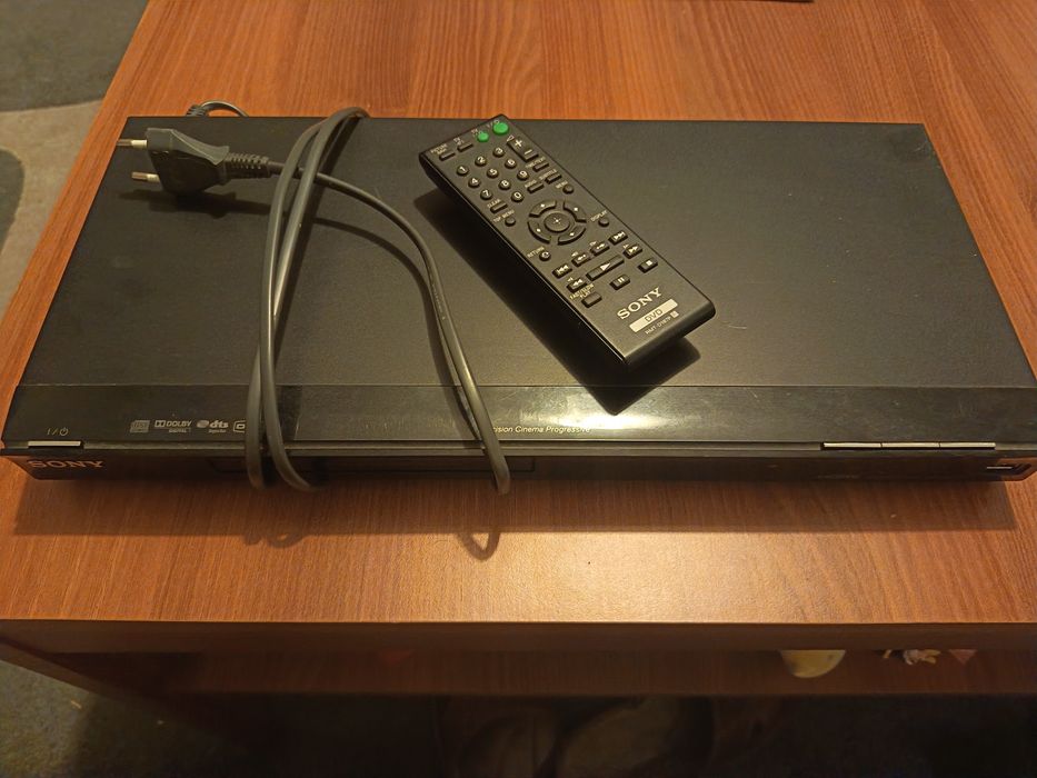 Sony  CD/DVD DVP- NS 728 H