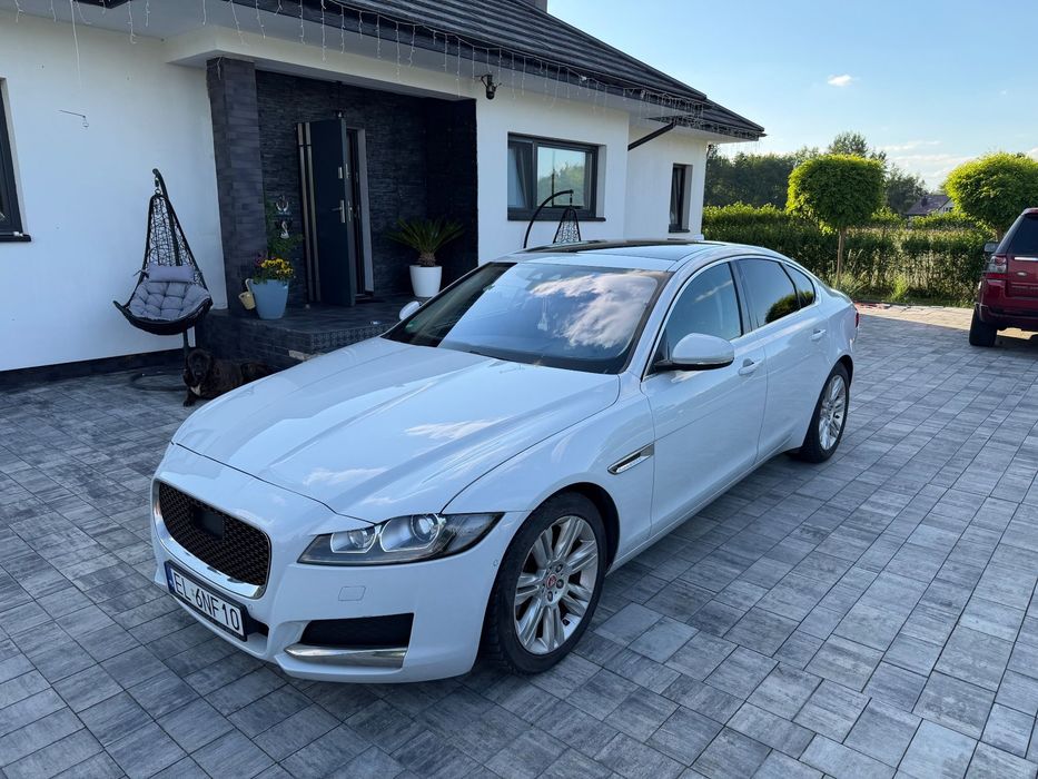 Jaguar XF Ladny stan