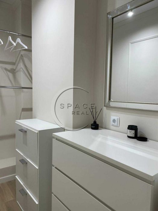 Продаж дизайнерської 2к-кв в ЖК Новопечерський квартал №5 Печерськ